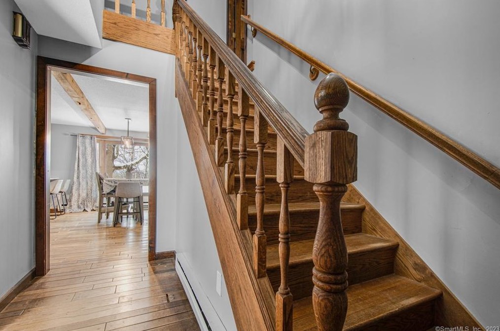 129 Mountain Spring Rd, Tolland CT  06084-2932 exterior