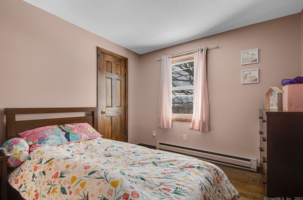 129 Mountain Spring Rd, Tolland CT  06084-2932 exterior