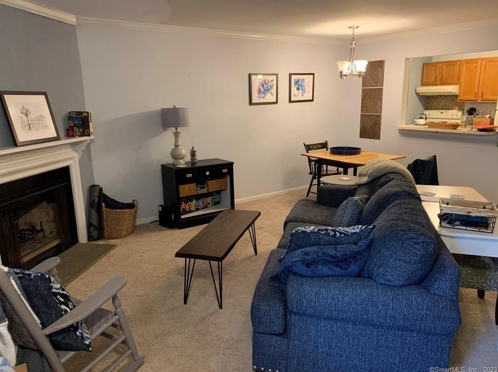 8 Rose Ln #24-15, Danbury, CT 06811