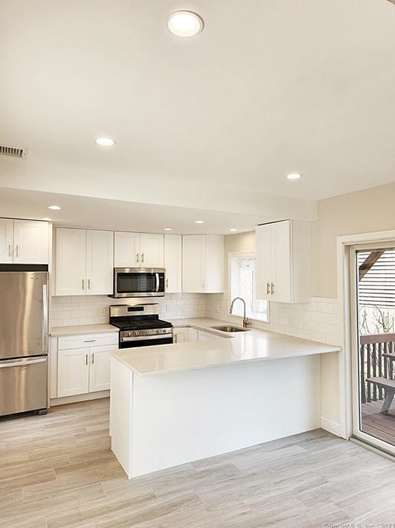 178 South Peck #6, Greenwich, CT 06830