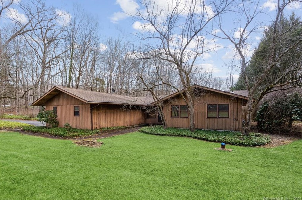 78 South Kent, Gaylordsville, CT 06755