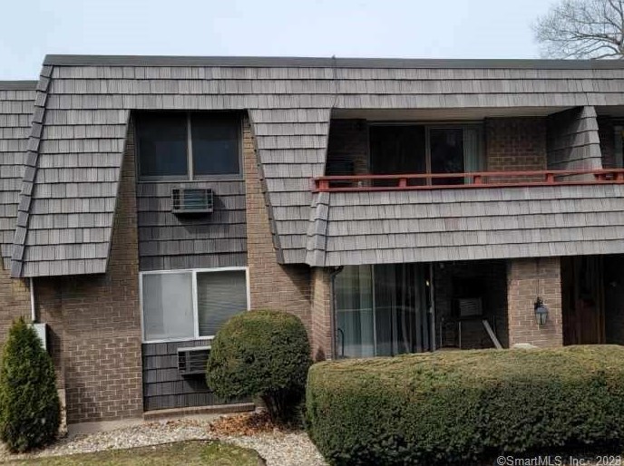 17 Stony Brook Dr #apt C8, Glastonbury, CT 06033