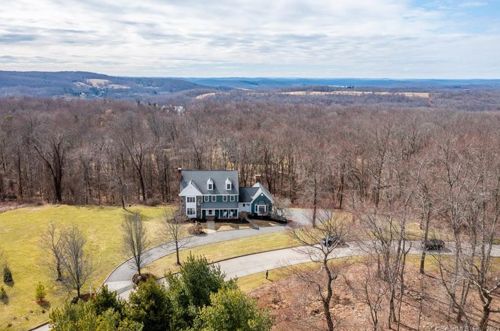 27 Hussars Camp, Ridgefield, CT 06877