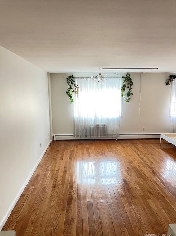 140 Grove St #3j, Stamford, CT