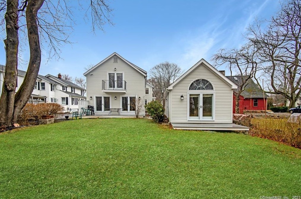 78 State St, Guilford CT  06437-2707 exterior