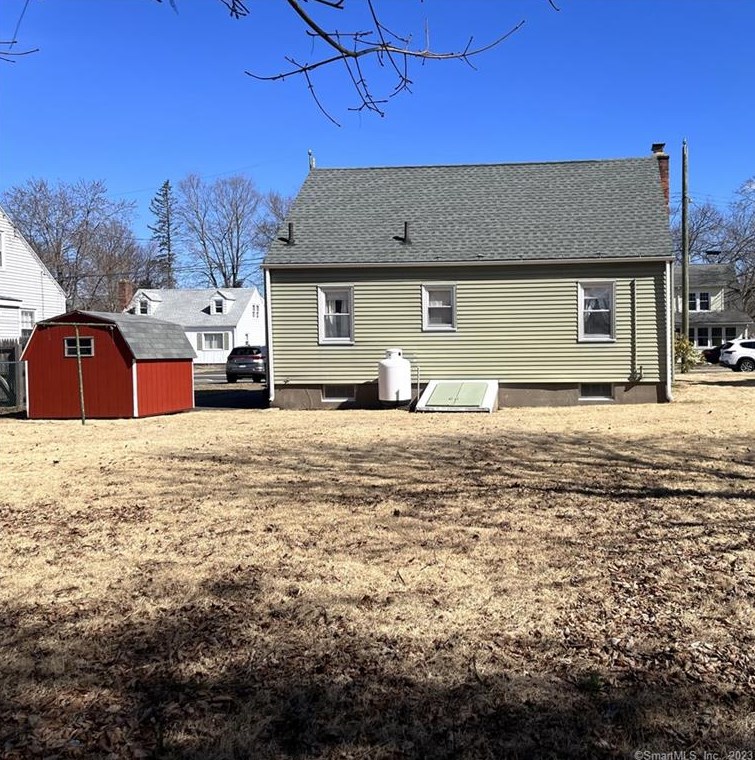 44 Victoria Rd, Manchester, CT 06040