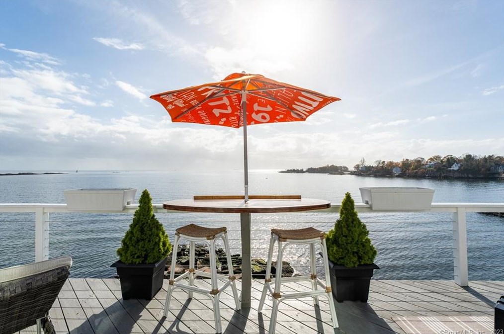 107 Beckett Ave #107, Branford, CT 06405