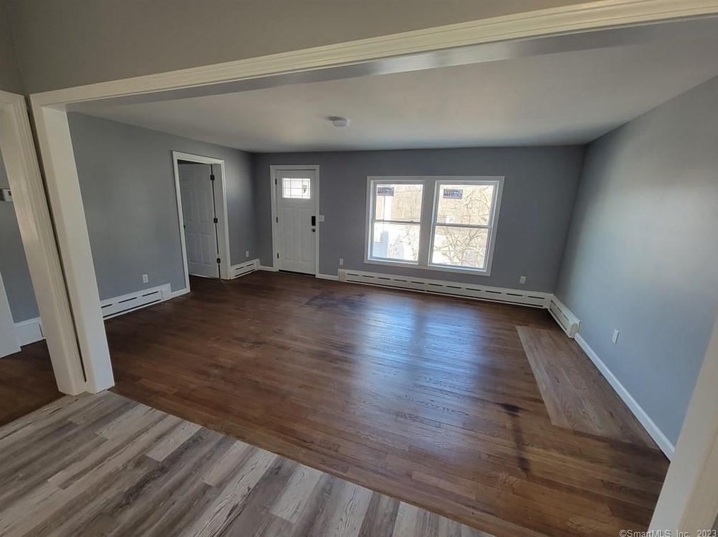 29 Evans St, Waterbury, CT 06708