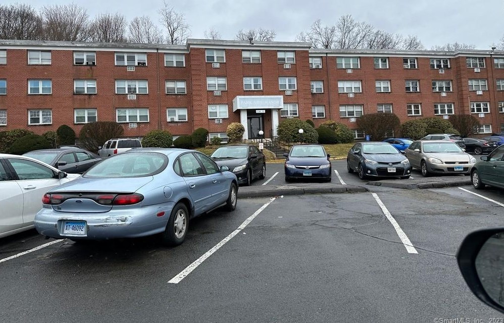 1730 State St #215, New Haven, CT 06517