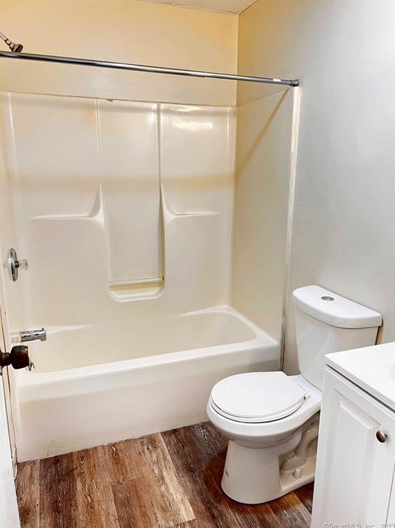 307 Washington Ave #3, Waterbury, CT 06708
