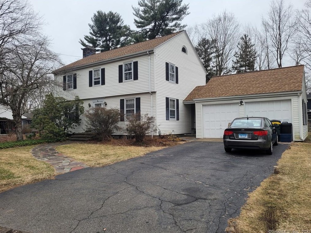 9 S Westwood Rd, Ansonia, CT 06401