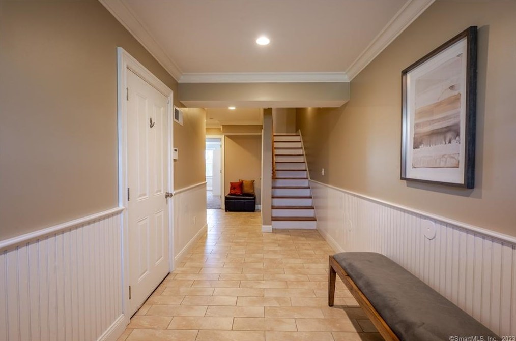 66 Grove St #b9, Ridgefield, CT 06877
