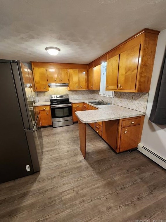 17 1st St, Bristol, CT 06010