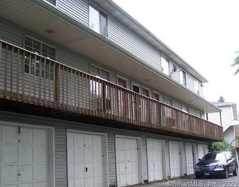 227 Waterville St Apt 1, Waterbury, CT 06710
