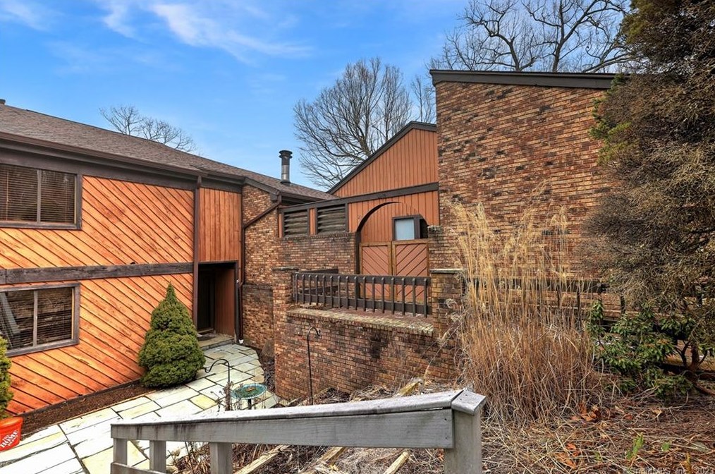23 Hearthstone #23, Brookfield Center, CT 06804