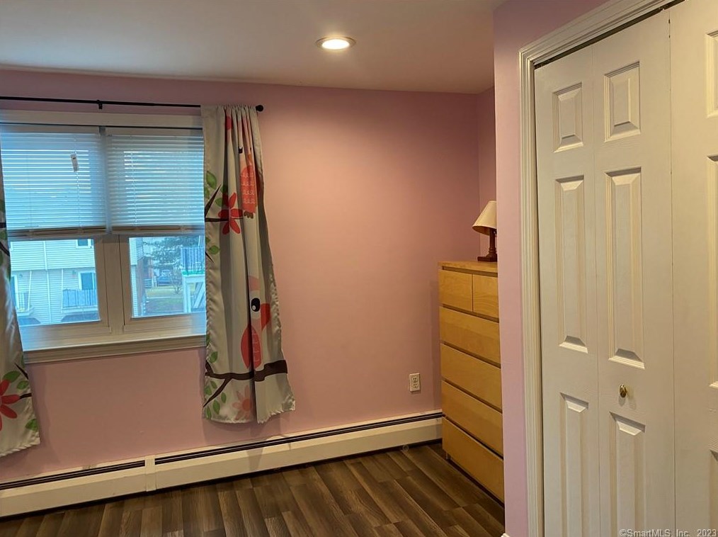 103 Blackstone Vlg, Meriden CT  06450-2403 exterior
