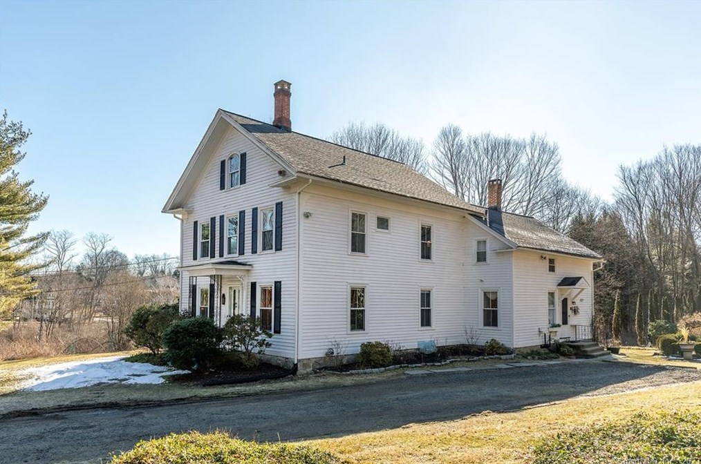 249 Litchfield Rd, Watertown, CT 06795-1927