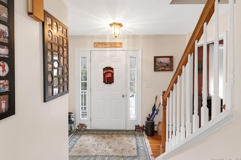 600 Flag Swamp, Southbury, CT 06488