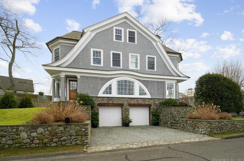 1 Nearwater Rd, Norwalk, CT 06853