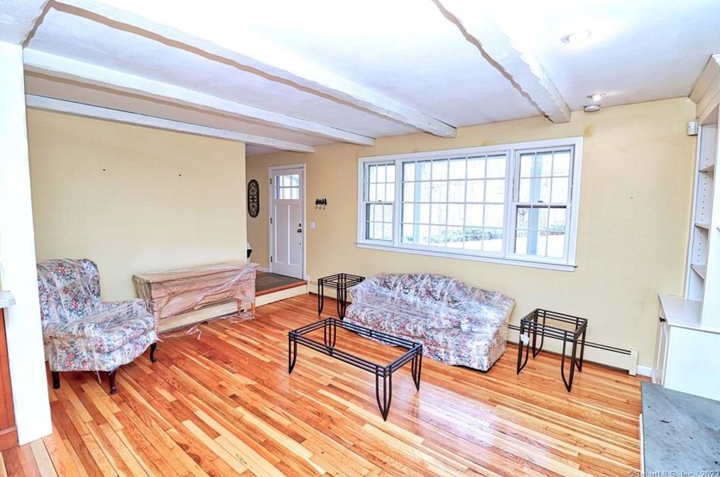 165 Lum Lot Rd, Southbury CT  06488-1960 exterior