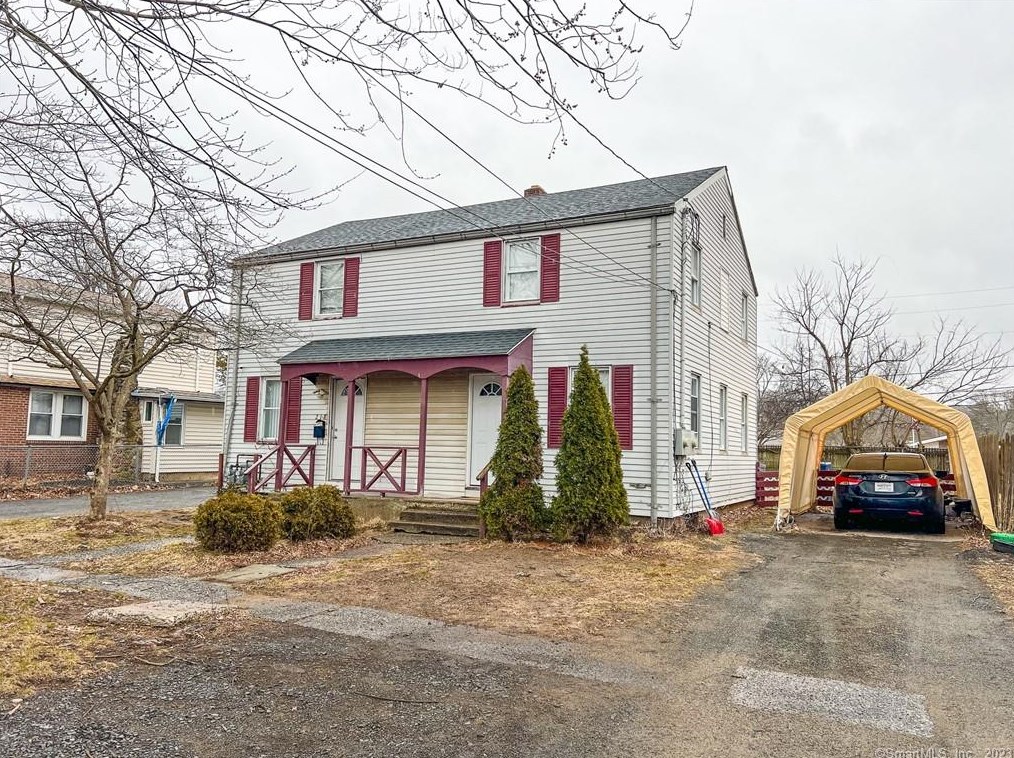 218 East St, Plainville, CT 06062
