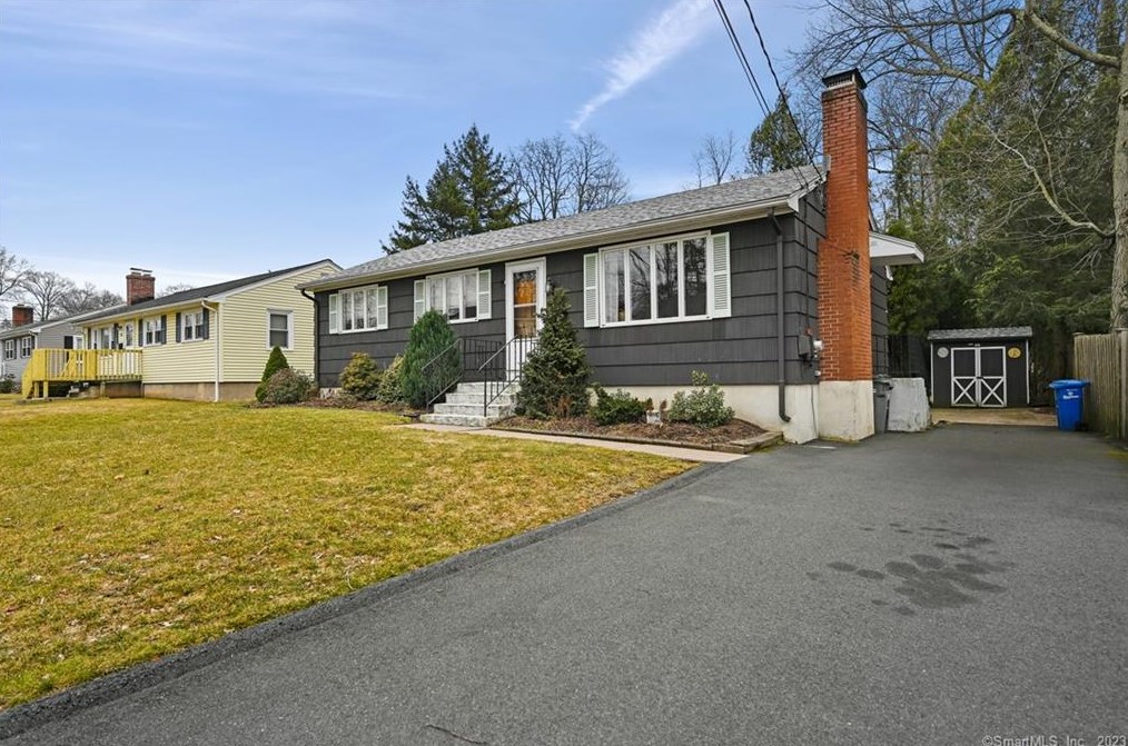 50 William St, Manchester, CT 06042