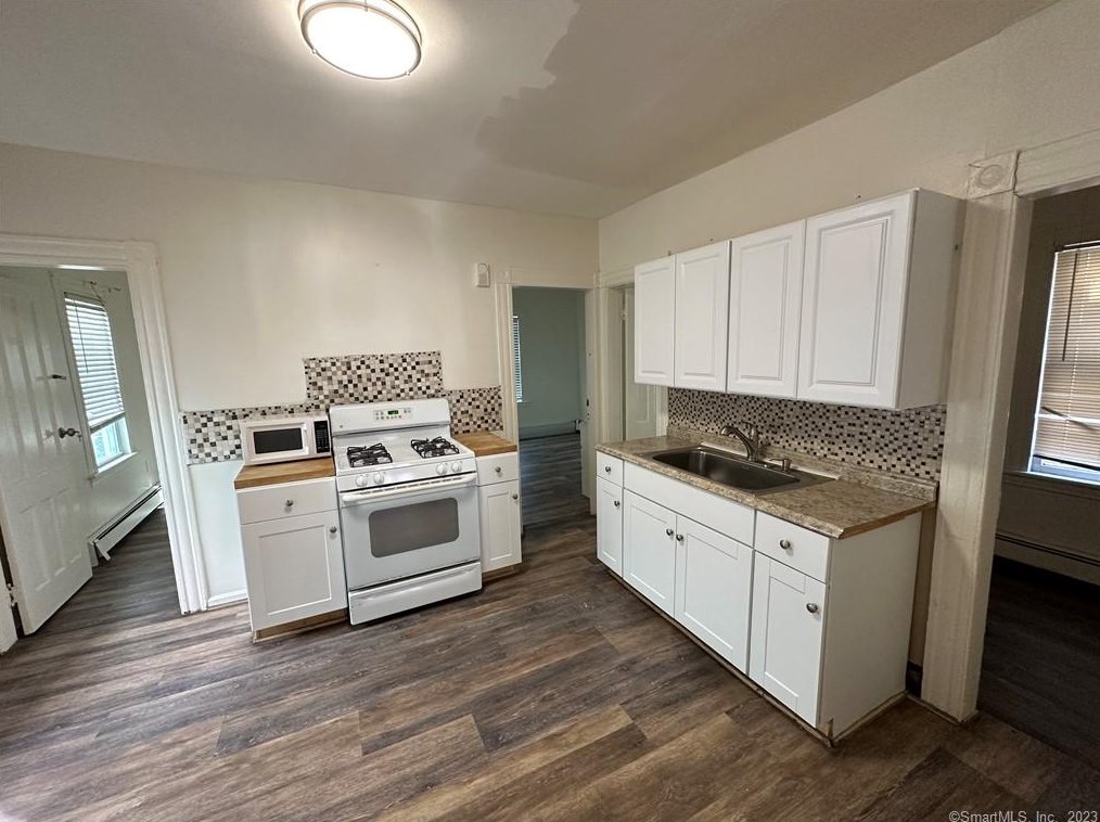 95 Park Terrace #1, Bridgeport, CT 06604