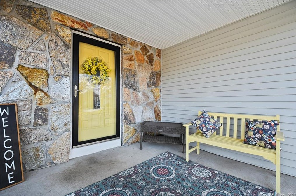 99 Evan Rd, Southington, CT 06489