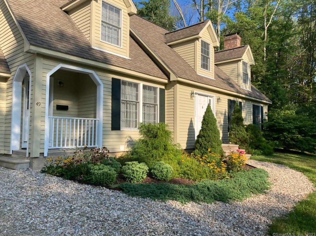 49 Brynmoor Ct, Goshen, CT 06756