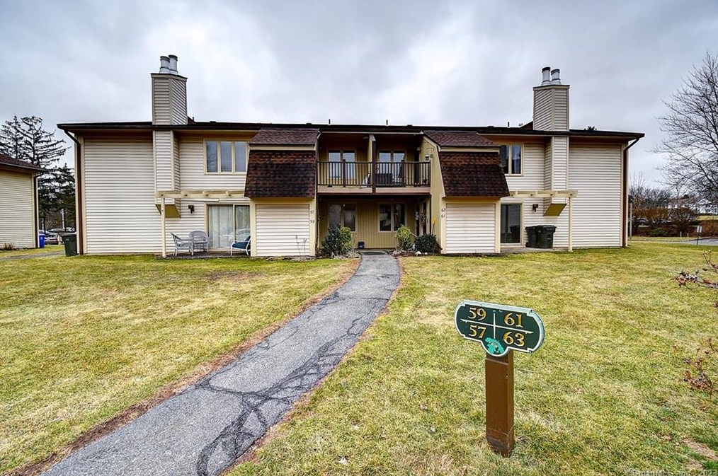 61 Little Oak Ln #61, Rocky Hill, CT 06067