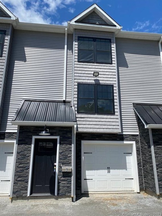 35 Lines Ct #2, Union City, CT 06770