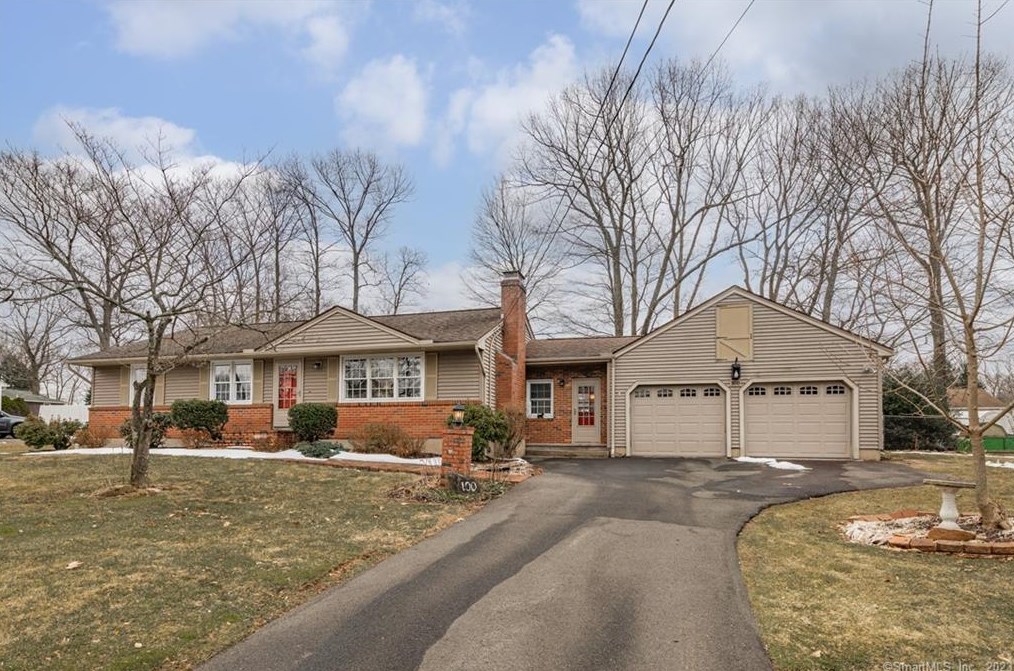 100 Old Farm, Bristol, CT 06010