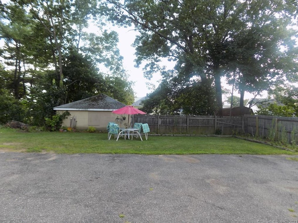 75 New St #b-1, Bristol, CT 06010
