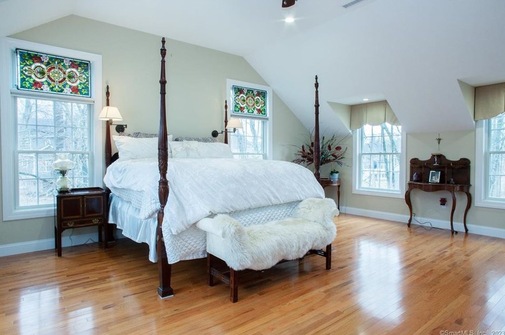 3 Nauset Ln, Unionville CT  06085-1490 exterior
