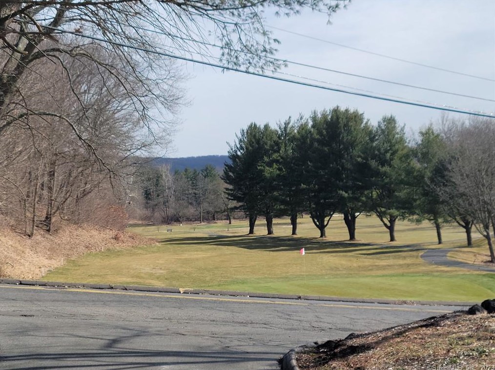 55 Porter Ave, Union City CT  06770-1972 exterior