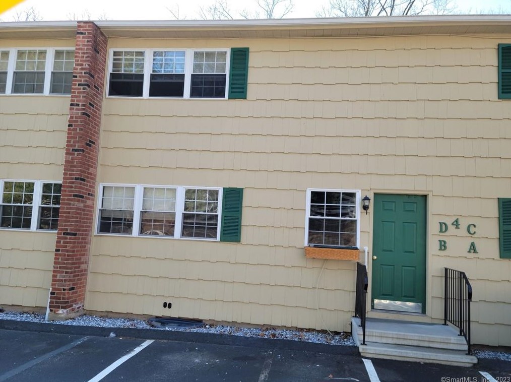 55 Porter Ave #4b, Union City, CT 06770