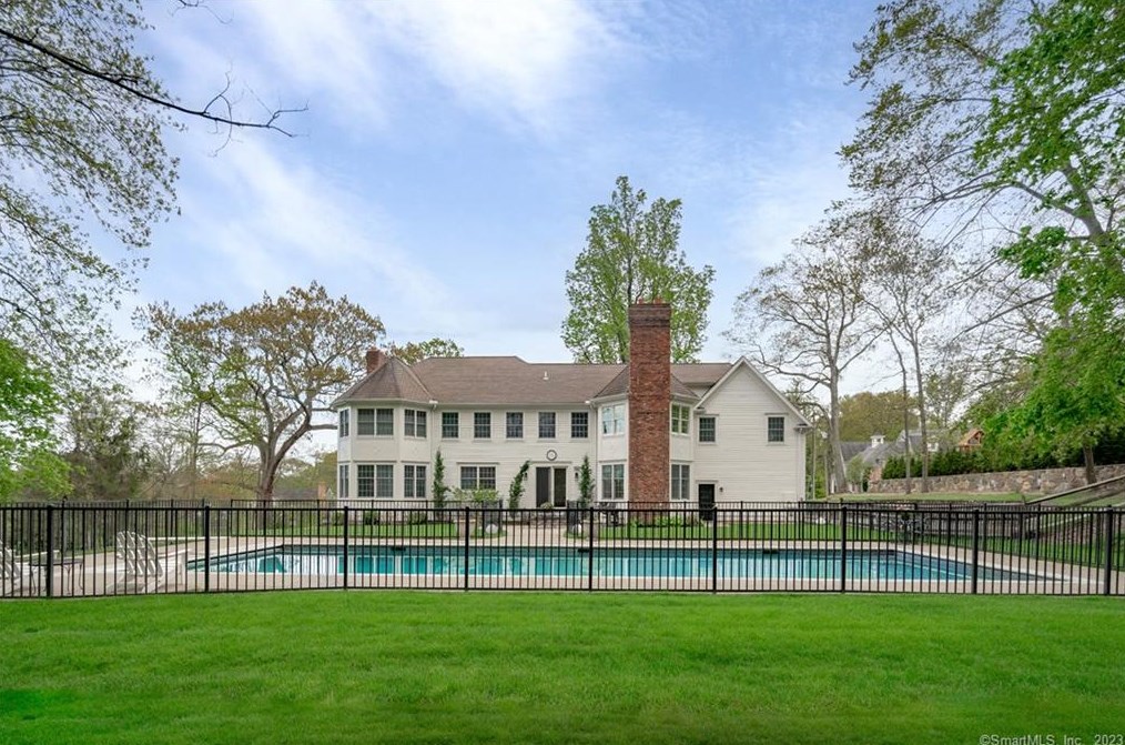 39 Hillcrest Rd, New Canaan, CT 06840