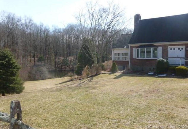 151 Corliss Ln, Cheshire, CT 06410