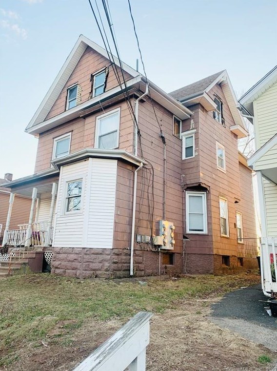 36 Hillside Ave, Meriden, CT 06451-3030