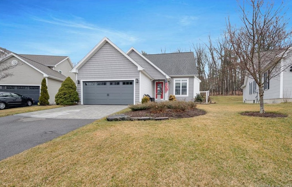 82 Lenox, Glastonbury, CT 06033