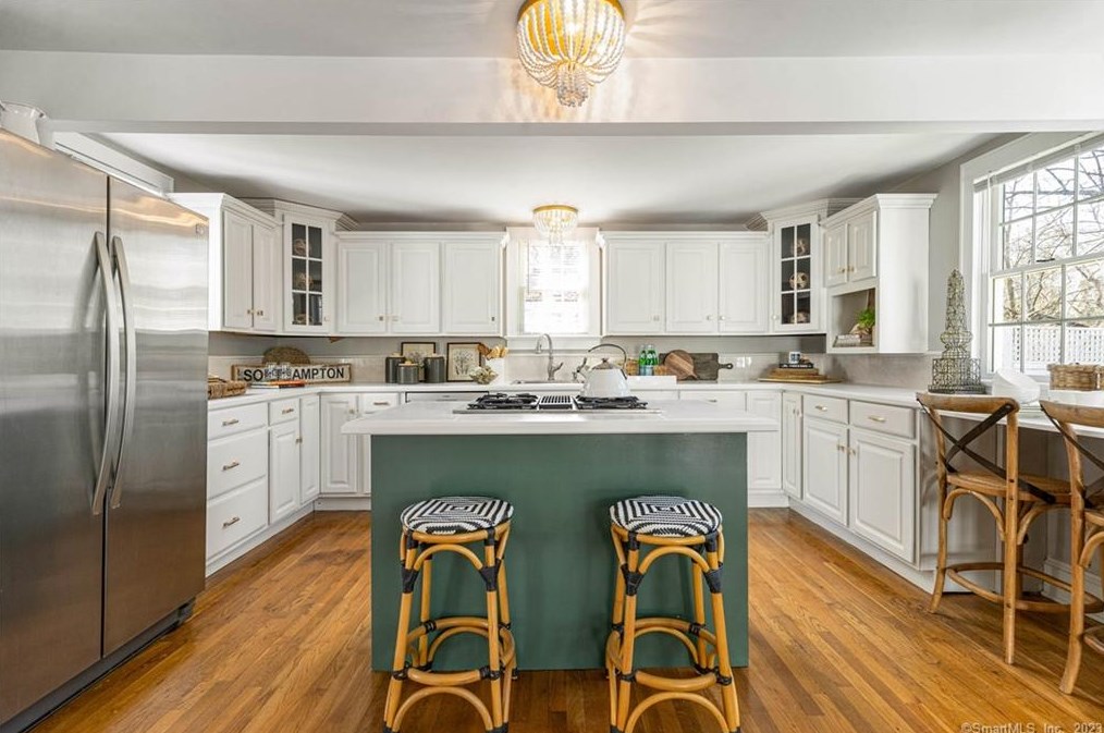 7 Short St, Westport CT  06880-2047 exterior