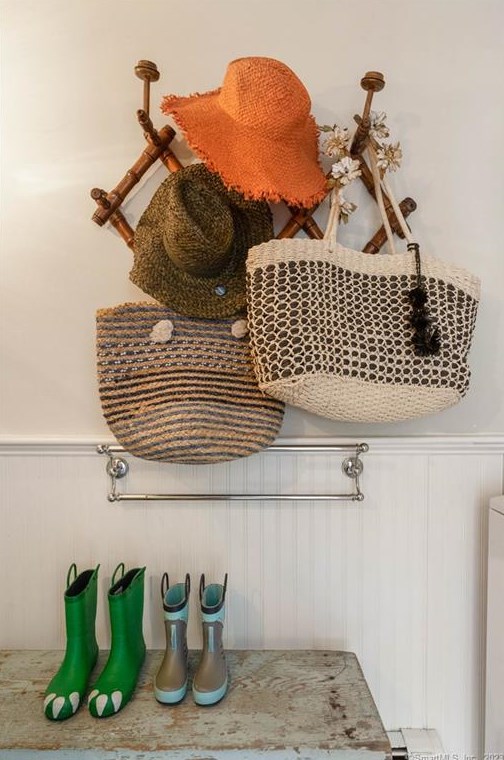 7 Short St, Westport CT  06880-2047 exterior