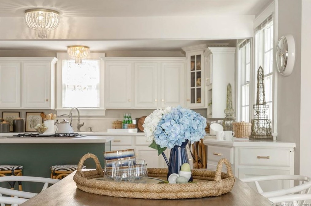 7 Short St, Westport CT  06880-2047 exterior