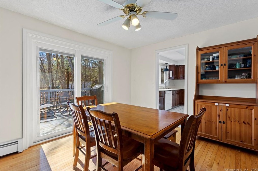 65 Barnshed Ln, Guilford CT  06437-1109 exterior