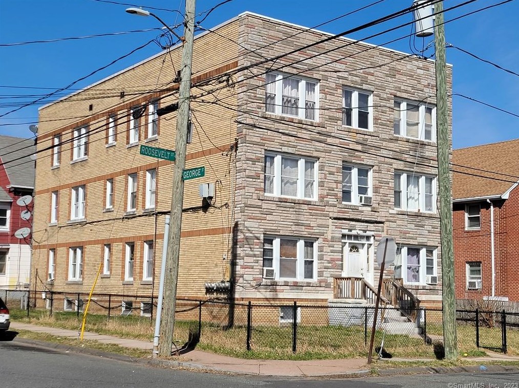 178 Roosevelt St, Hartford CT  06114-3050 exterior
