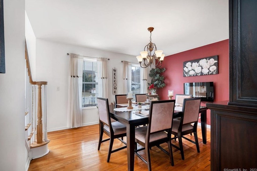 18 Hockanum Glen, Beacon Falls, CT 06403