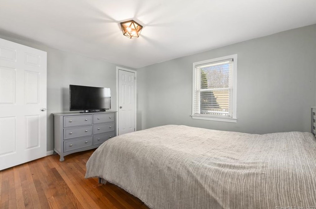 8 Lewis Dr, Watertown CT  06779-2014 exterior