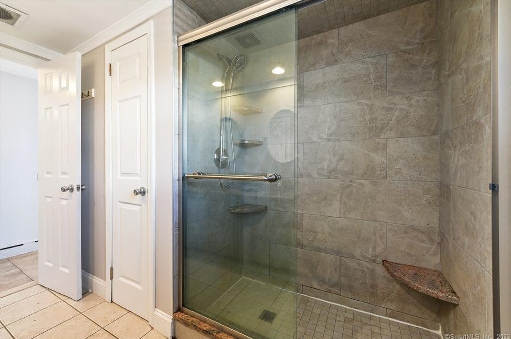 8 Lewis Dr, Watertown CT  06779-2014 exterior