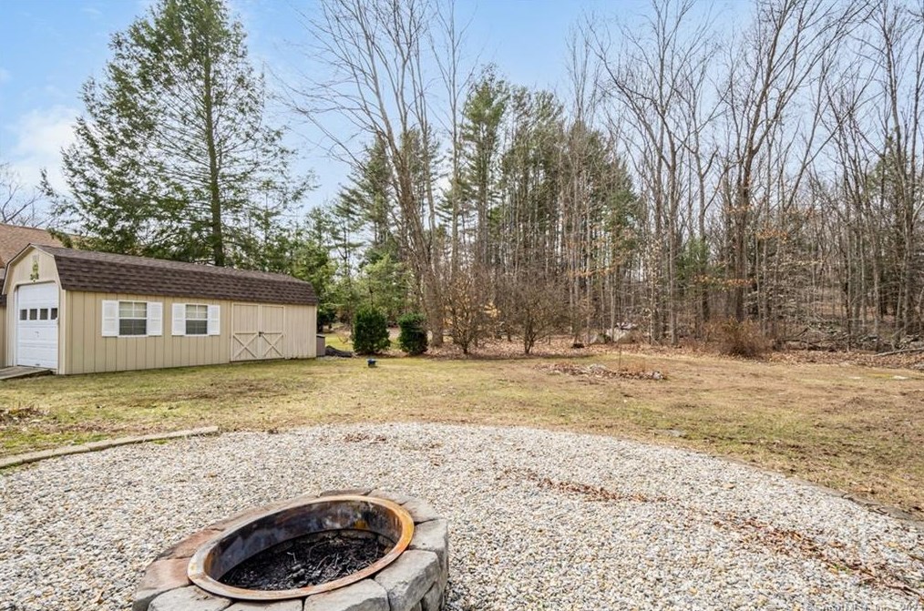 41 Burnap Brook Rd, Andover CT  06232-1205 exterior