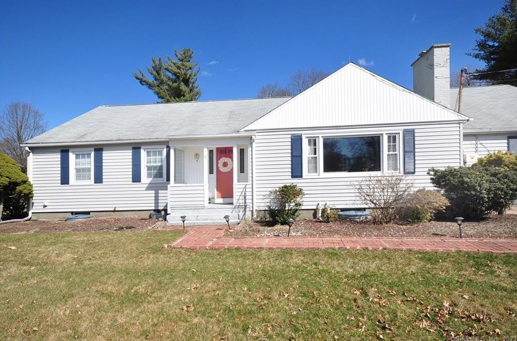 7 Lakeview, Farmington, CT 06032